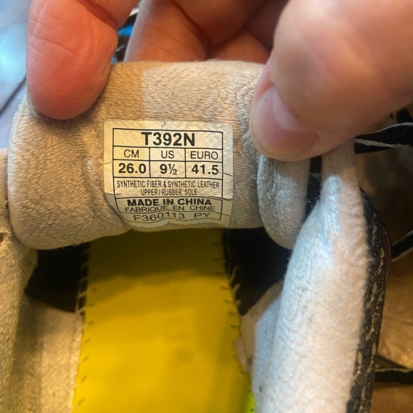 ASICS Gel Kayano 19 - Picture 4 of 7